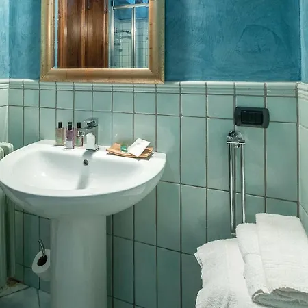 Apartment 1 Bedroom Awesome In Le